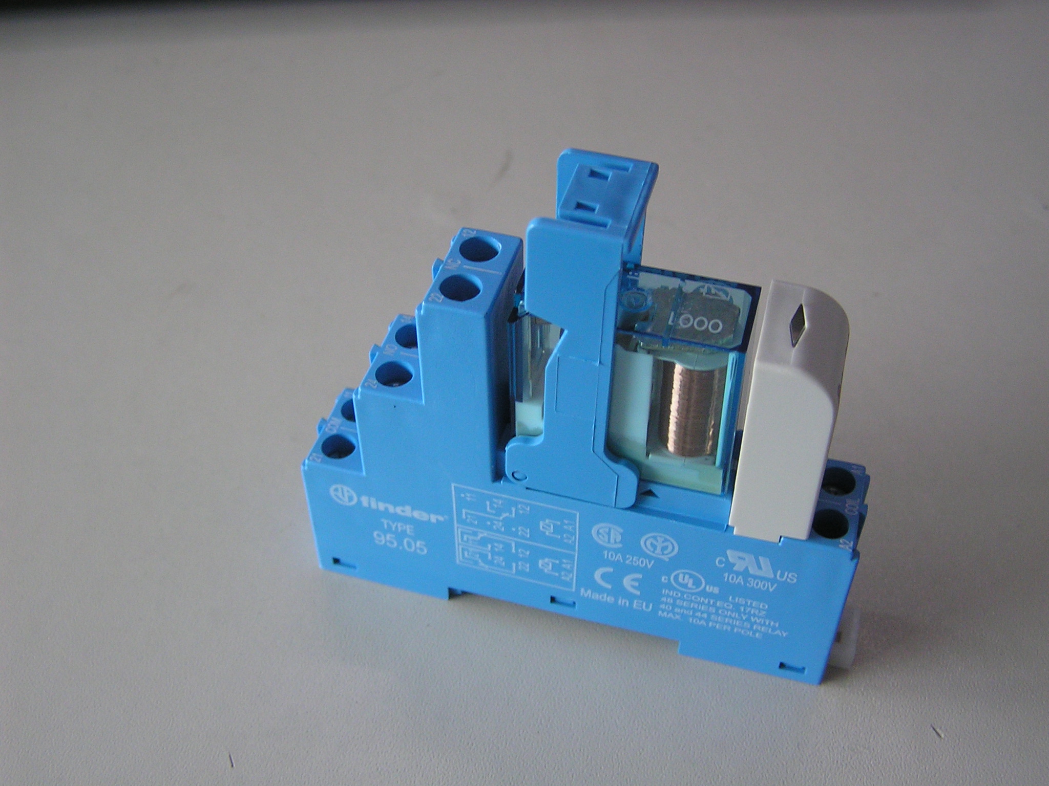 FINDER功率继电器